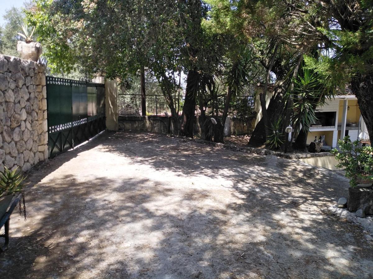 Olea Home Agia Pelagia Chlomou Екстериор снимка